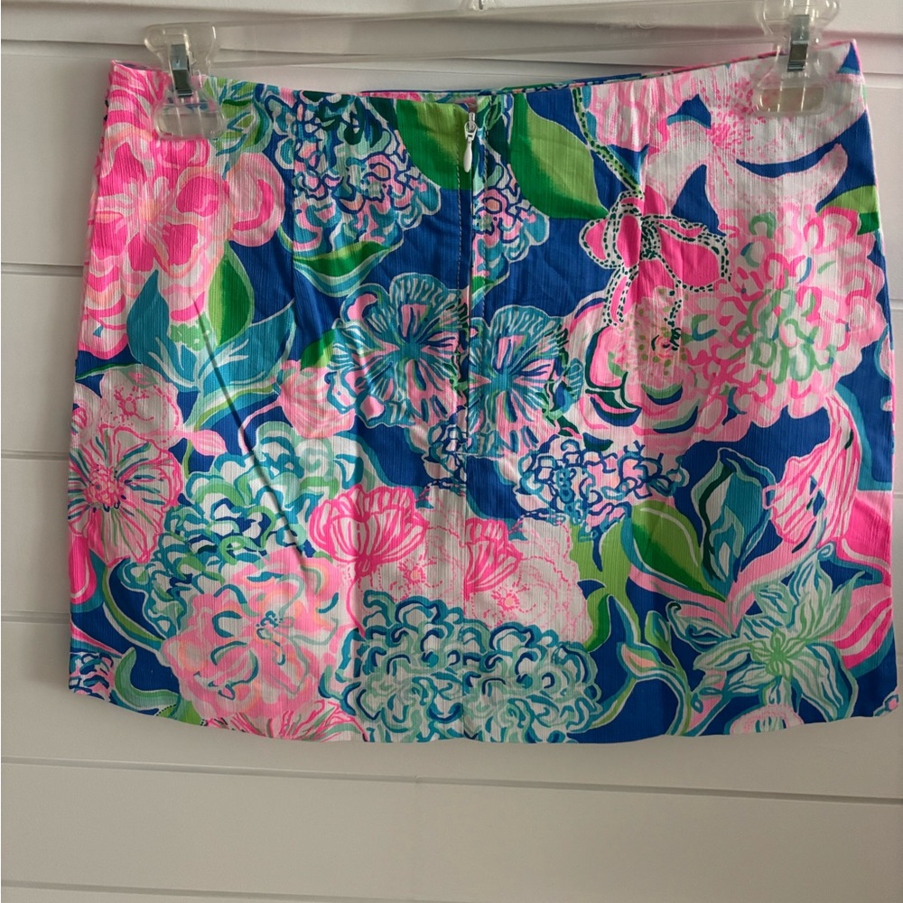 Lilly Pulitzer Skort, Size 6, EUC - Picture 2 of 7